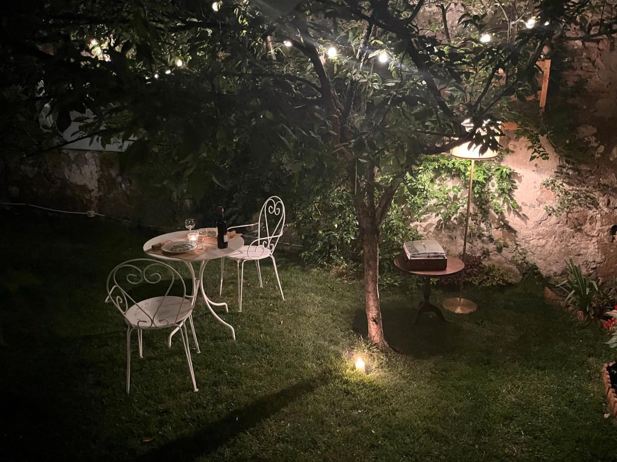 Couette-café Casa Vayu - & Garden